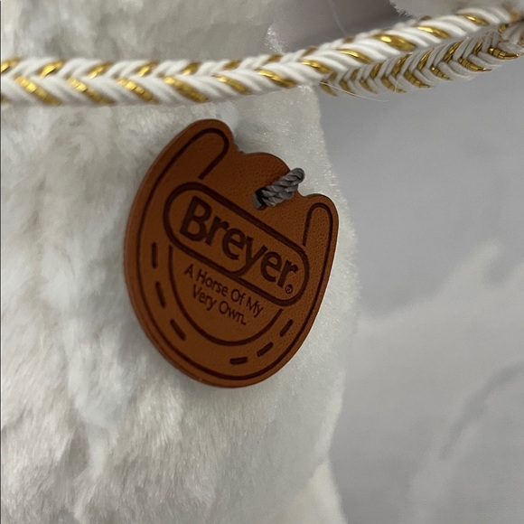 Breyer White Plush Unicorn with Silver color  Horn. - Picture 8 of 10